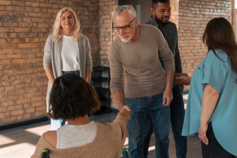 Breaking the Chains: How Couples Rehabs Combat Shame and Stigma in Recovery Communities Couple Rehabs